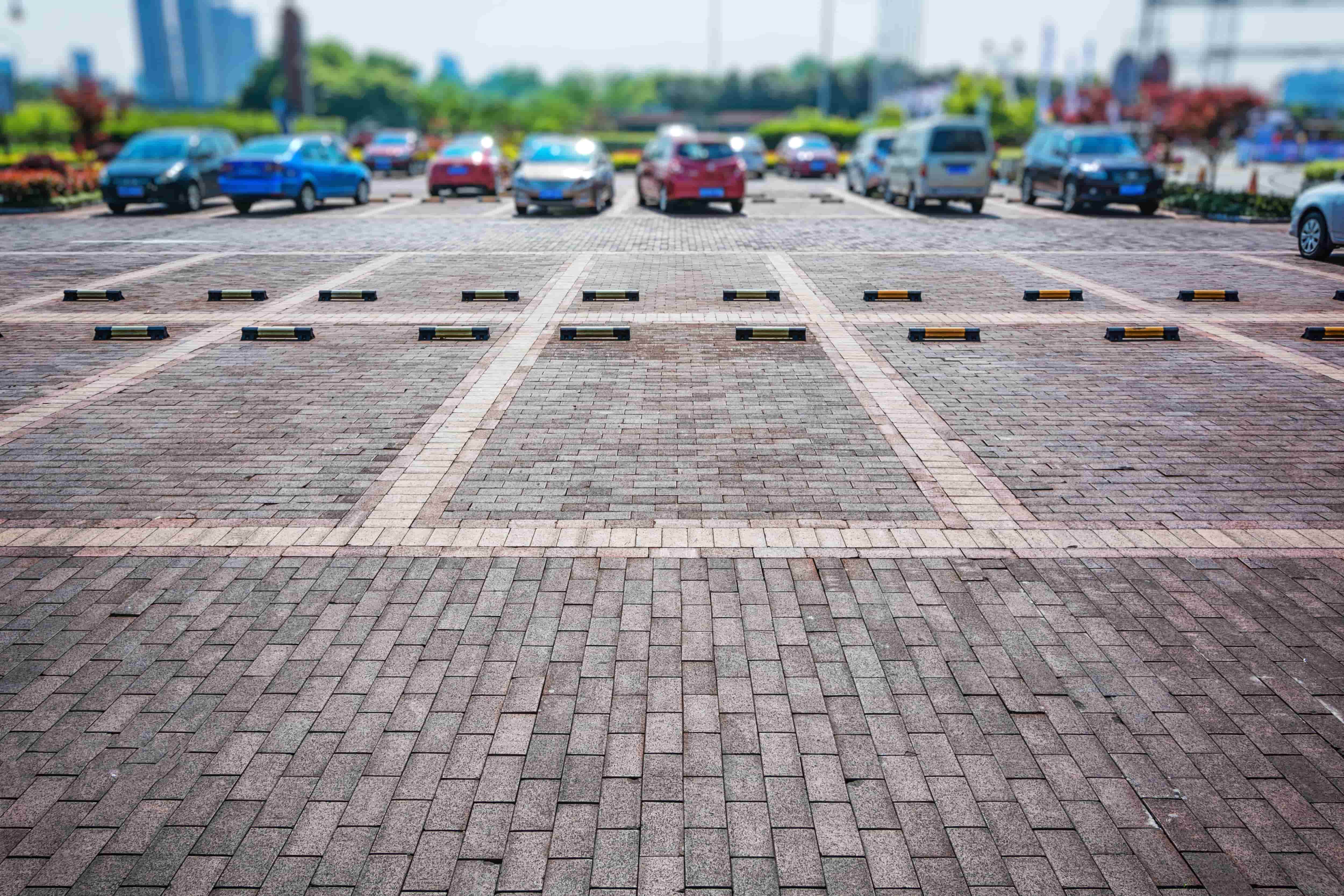 提高商場、賣場客流量，電動柵欄機、停車系統輕鬆搞定