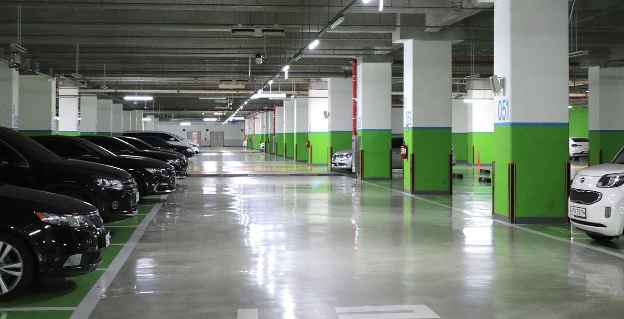 公共、私人場所都好用，現代停車場必備的車牌辨識系統